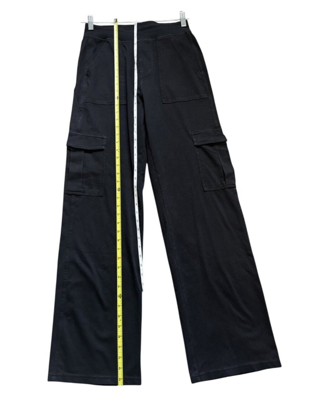 Halara Straight Wide Leg Black Denim Cargo Jeans Stretchy Size Medium Long